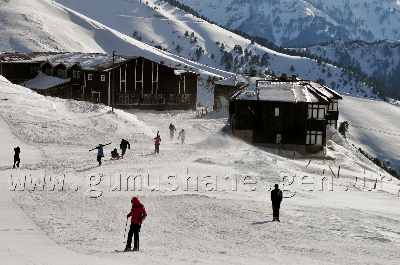 Zigana'da Kayak Şenliği Düzenlendi 16