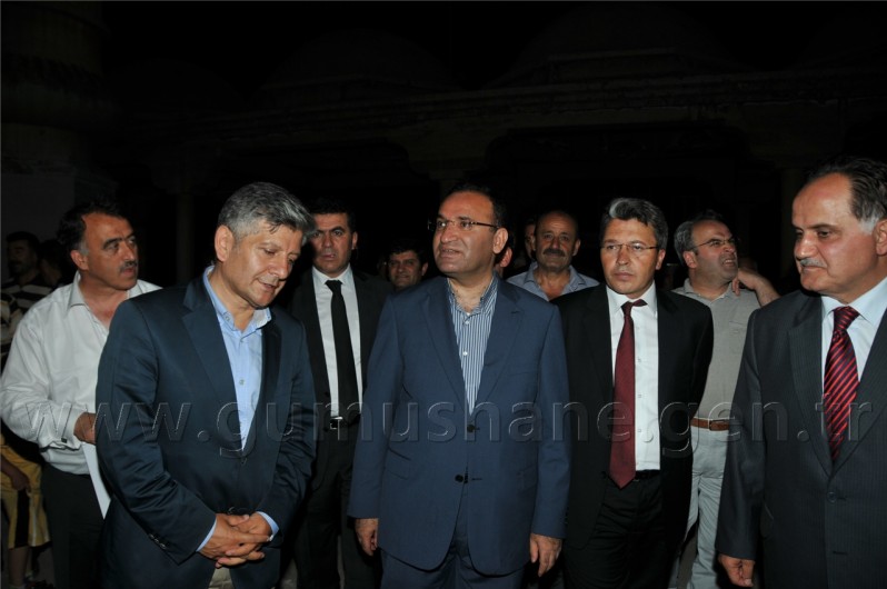 Bekir Bozdağ, Şehit Aileleri ve Gazilerle İftar Yaptı 14