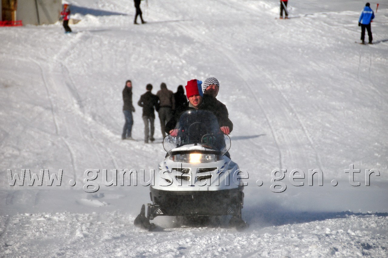 Zigana'da Kayak Şenliği Düzenlendi 24