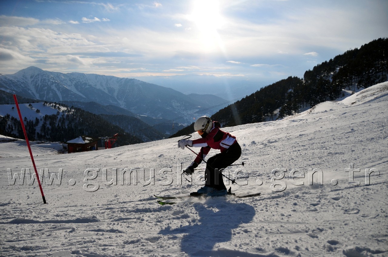 Zigana'da Kayak Şenliği Düzenlendi 38