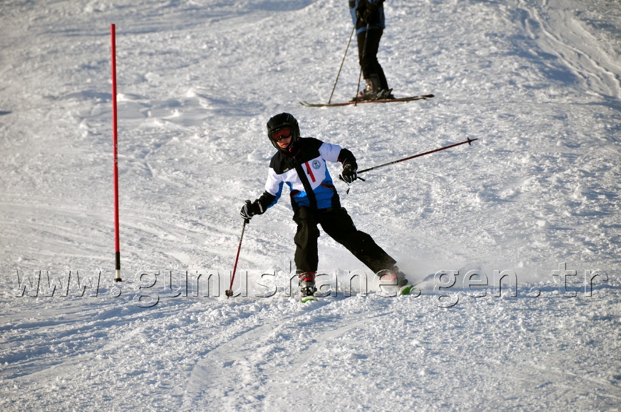 Zigana'da Kayak Şenliği Düzenlendi 44