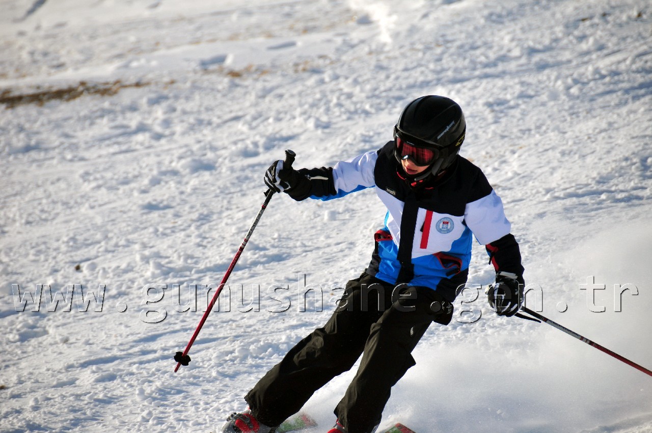 Zigana'da Kayak Şenliği Düzenlendi 47