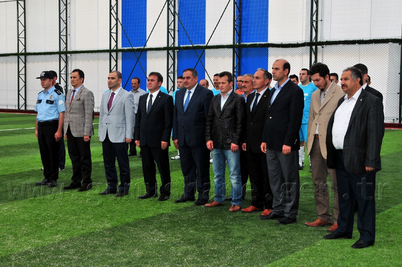 Gümüşhane'de 5. Kurumlararası Halısaha Futbol Turnuvası Başladı 4