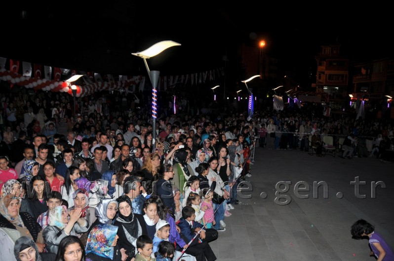 19 Mayıs, Şölen Havasında Kutlandı 5