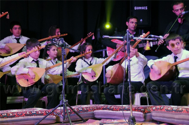 Genç Ozanlar Korosu Gümüşhane'de 12