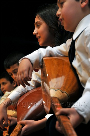 Genç Ozanlar Korosu Gümüşhane'de 15