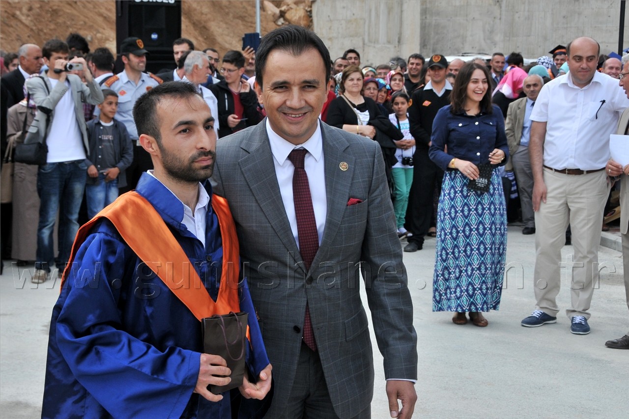 Gümüşhane Üniversitesinde 6. Mezuniyet Coşkusu 25