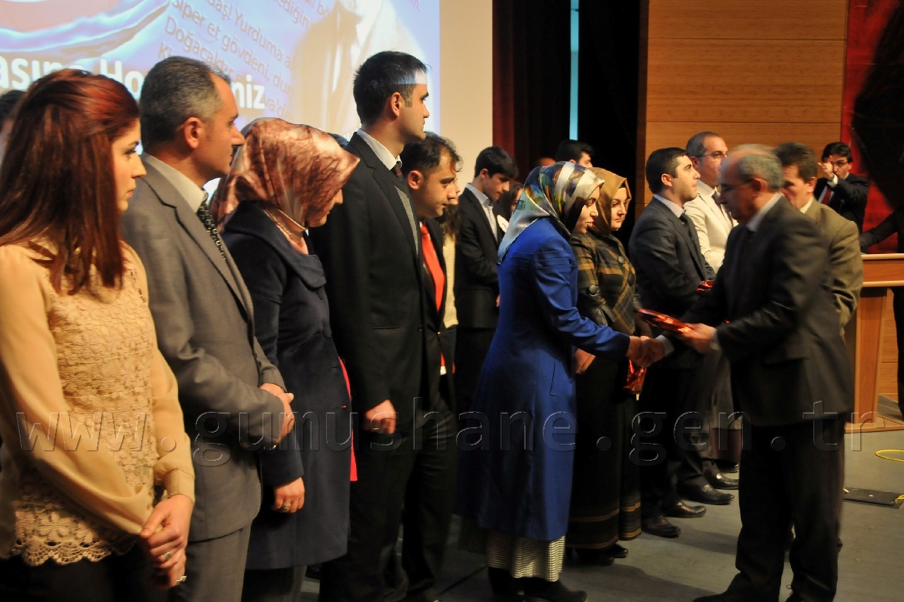 Akif, Gümüşhane’de Şiir Okuma Yarışmasıyla Anıldı 20