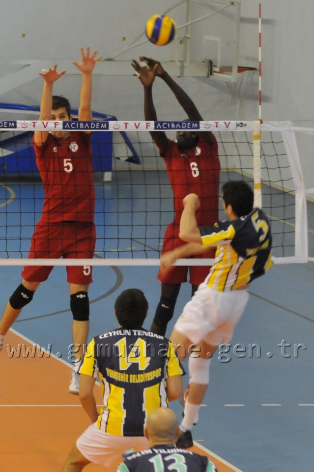 Yenişehir'e Torul Tokadı: 3-1 7