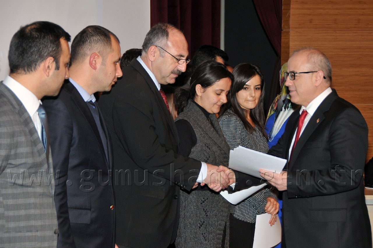 Akif, Gümüşhane’de Şiir Okuma Yarışmasıyla Anıldı 21