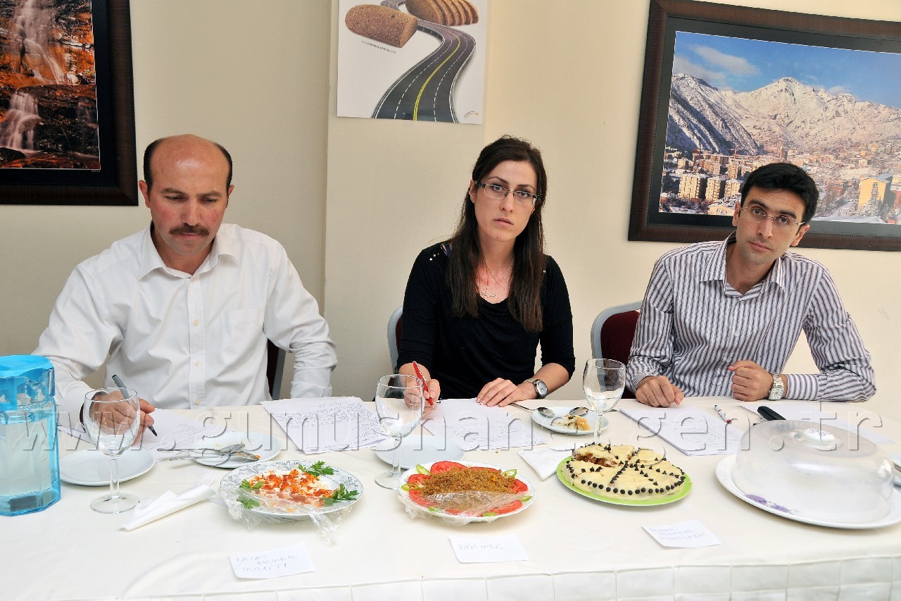 Bayat Ekmekten Yemek Yapma Yarışması Düzenlendi 5