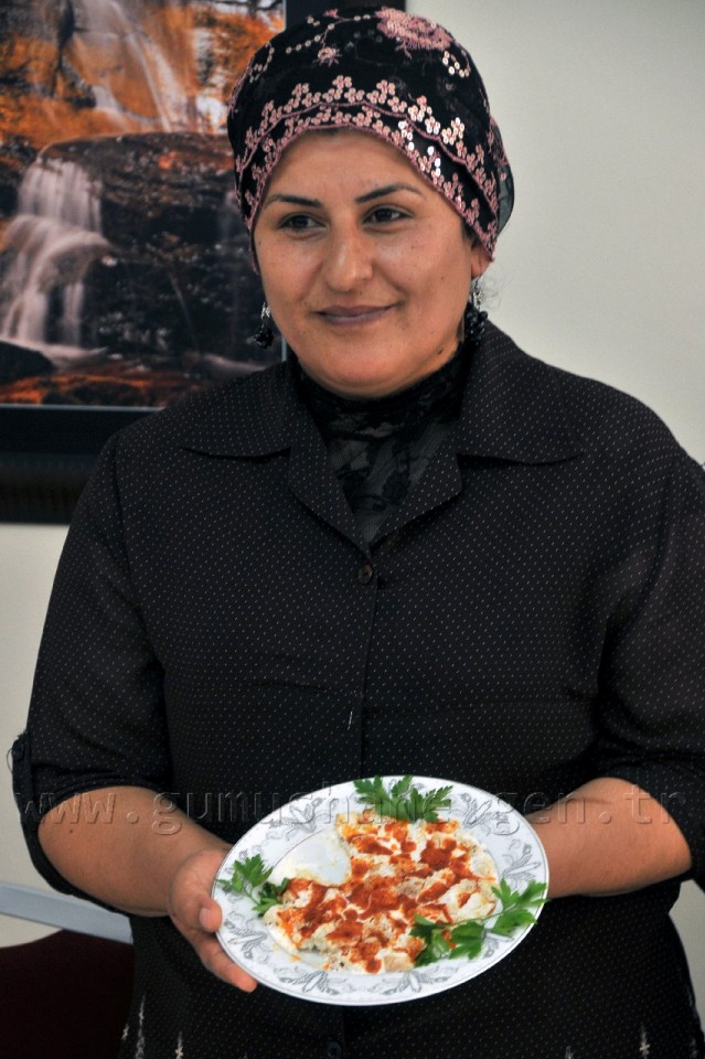 Bayat Ekmekten Yemek Yapma Yarışması Düzenlendi 17