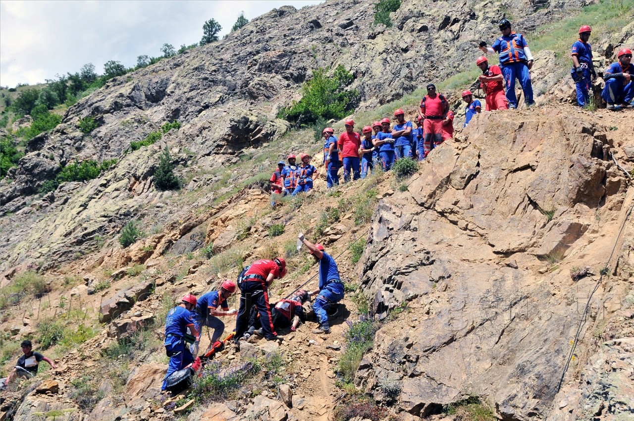 Bölge UMKE Tatbikatı Gümüşhane'de Yapıldı 25