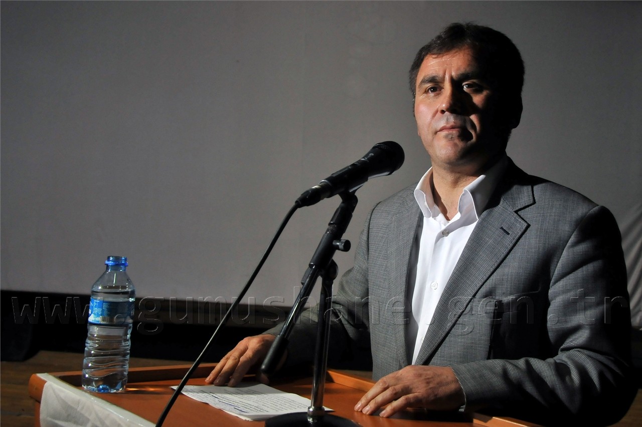 AK Gençler Akif'i Andı 5