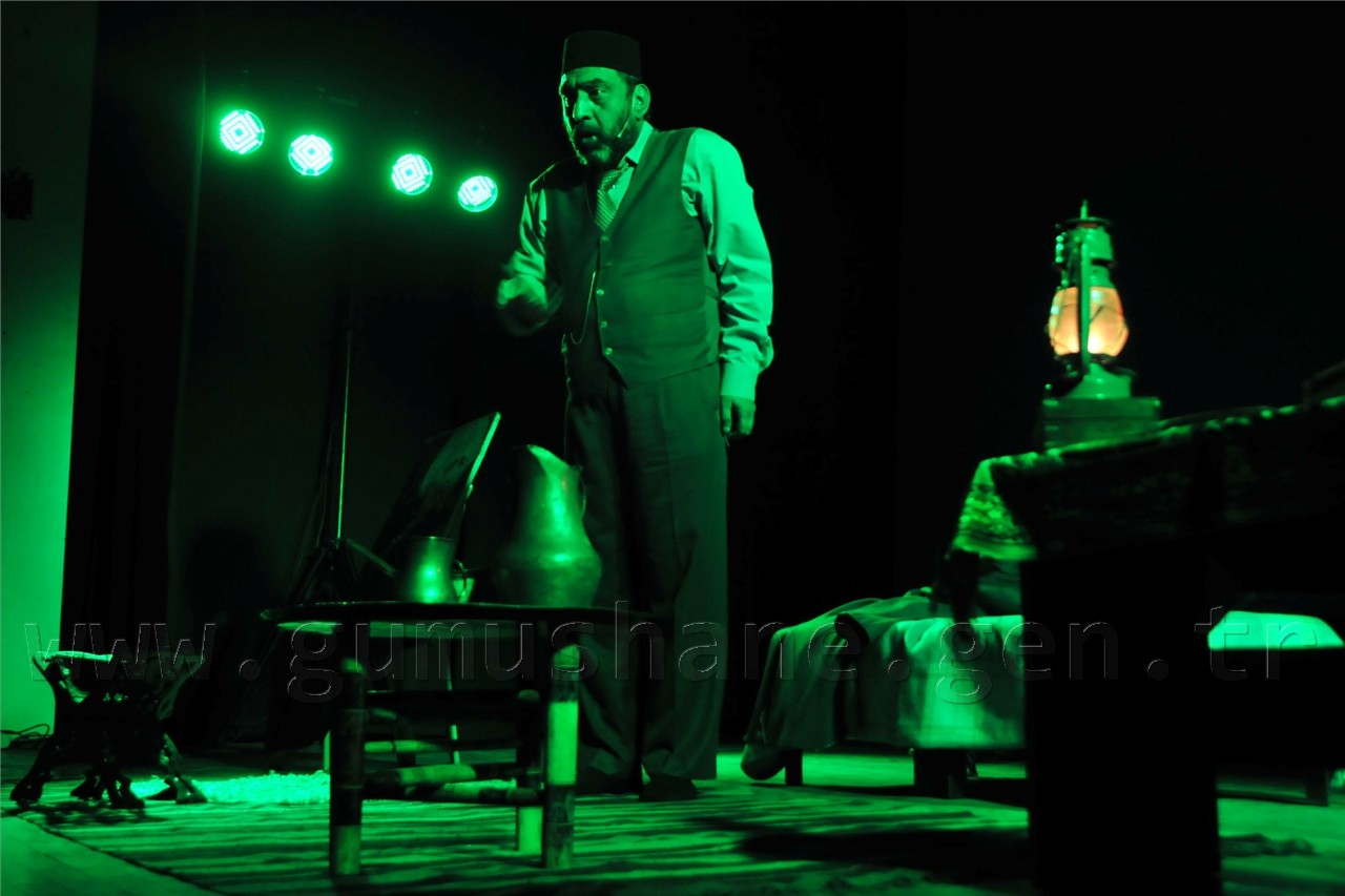 AK Gençler Akif'i Andı 12