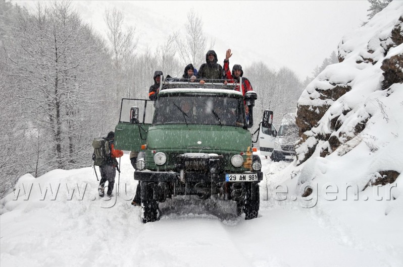 Tipi Altında 2 Bin 100 Metreye Yürüyüş 11