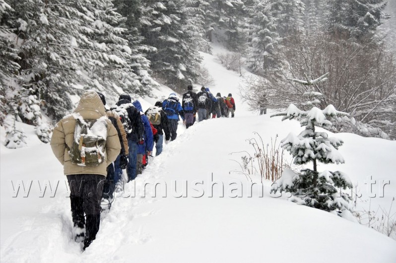 Tipi Altında 2 Bin 100 Metreye Yürüyüş 17