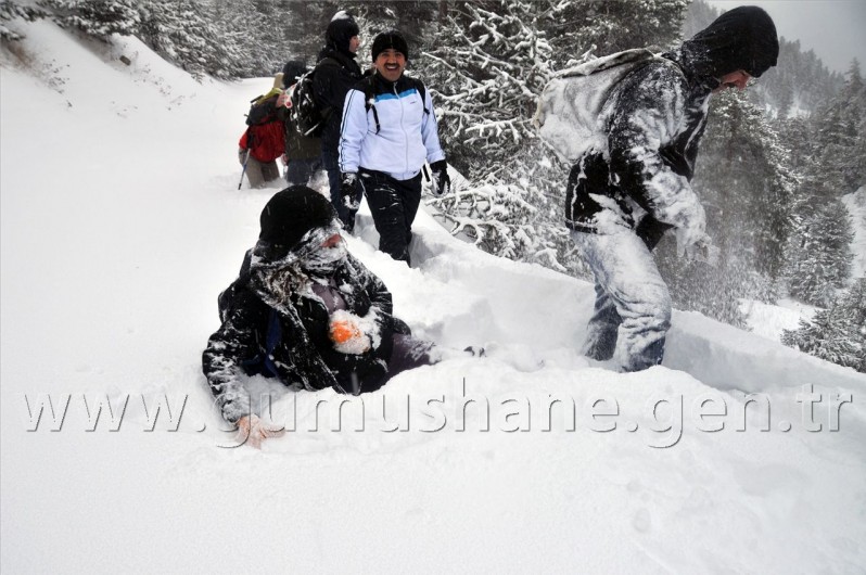 Tipi Altında 2 Bin 100 Metreye Yürüyüş 24