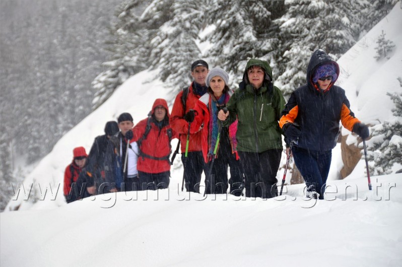 Tipi Altında 2 Bin 100 Metreye Yürüyüş 44