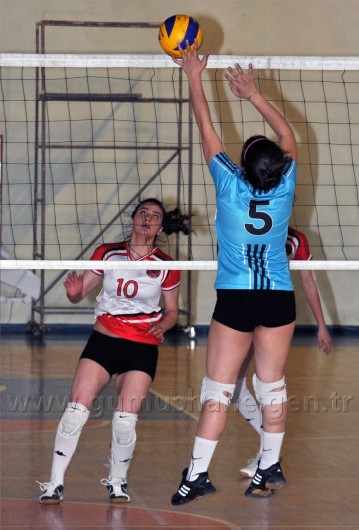 Voleybol Grup Müsabakaları 13