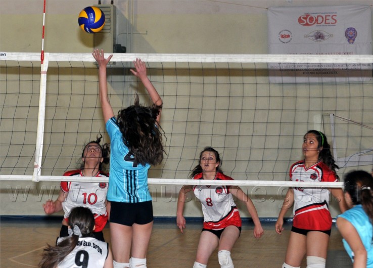 Voleybol Grup Müsabakaları 15