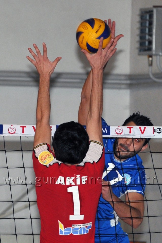 Torul'dan Altın Değerinde 3 Puan 42