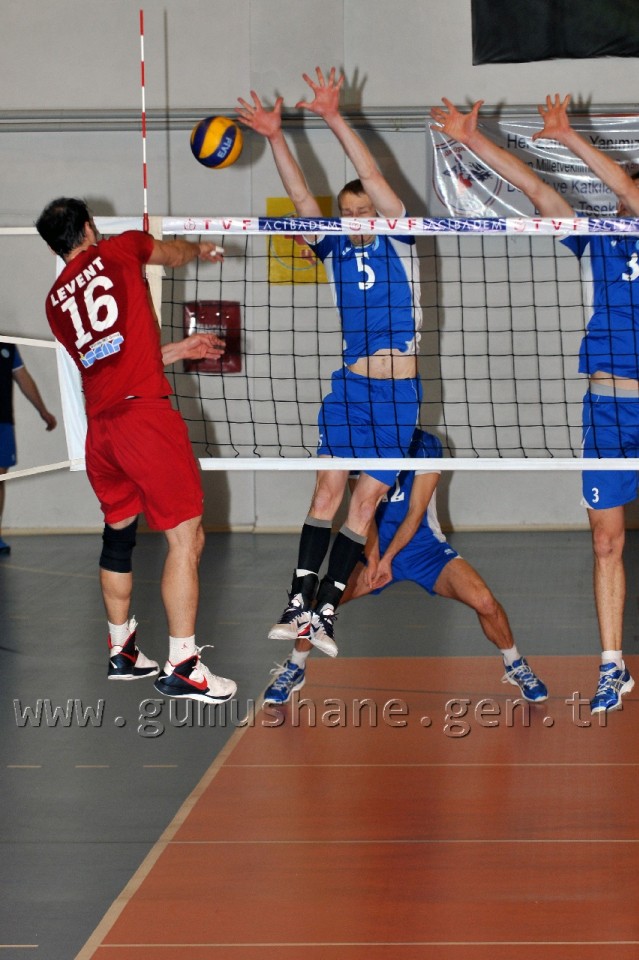 Torul'dan Altın Değerinde 3 Puan 49