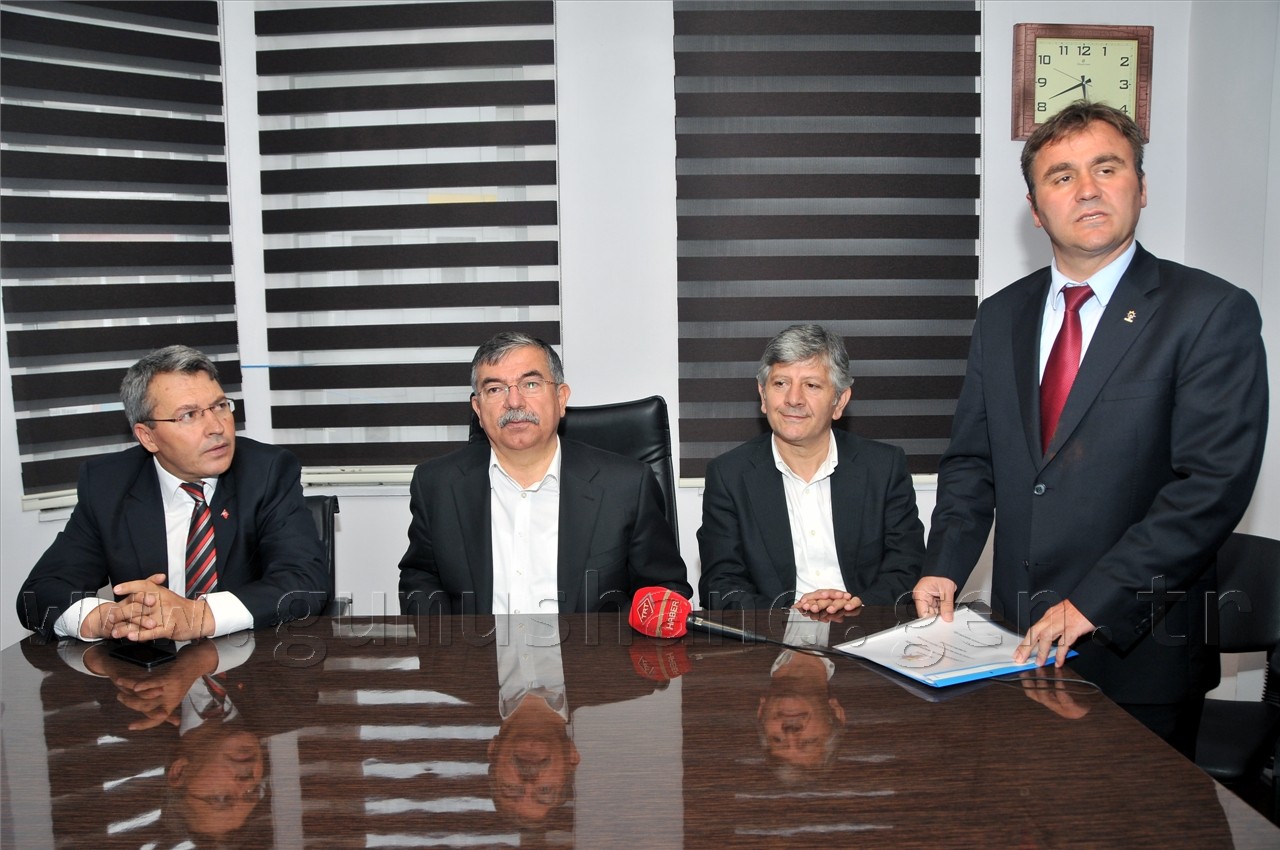 Milli Savunma Bakanı İsmet Yılmaz Gümüşhane'de 21