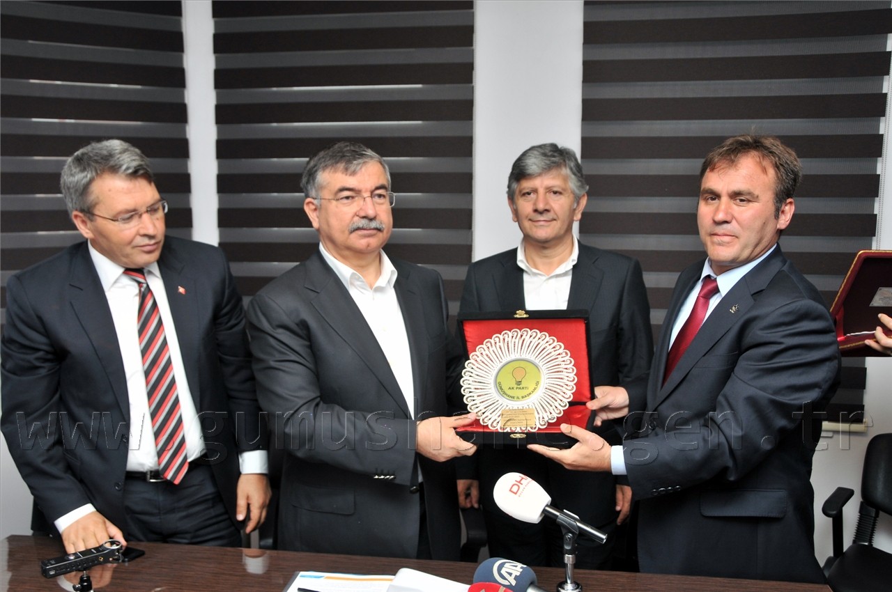 Milli Savunma Bakanı İsmet Yılmaz Gümüşhane'de 23