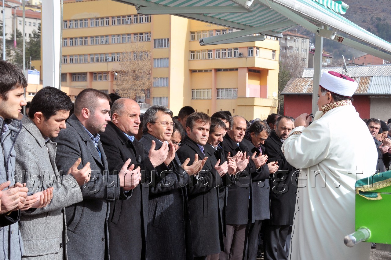 Çimen Son Yolculuğuna Uğurlandı 11