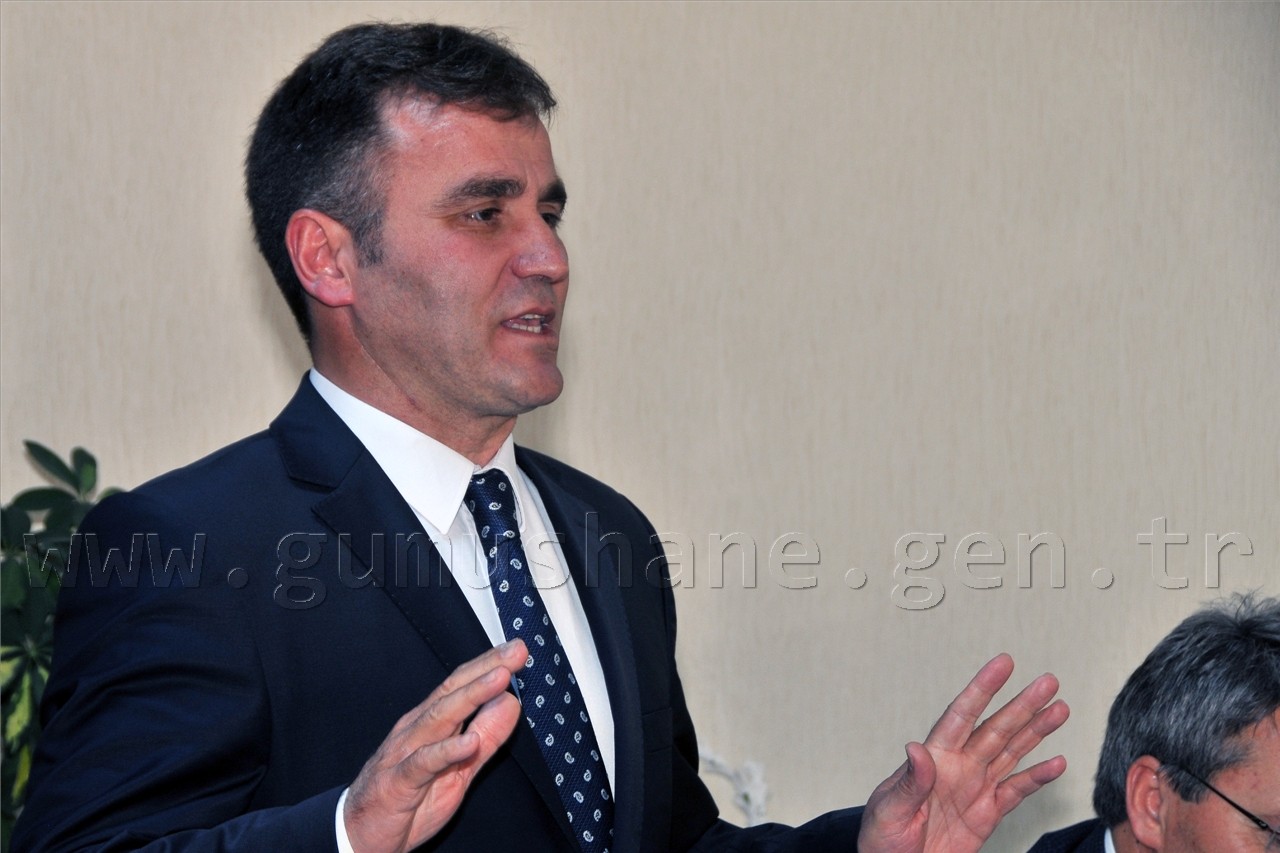 Milletvekili Üstün'den Üniversite Öğrencilerine Teşekkür Yemeği 13