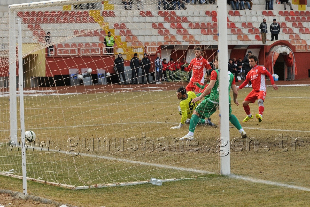 Olmadı Gümüş: 1-1 21