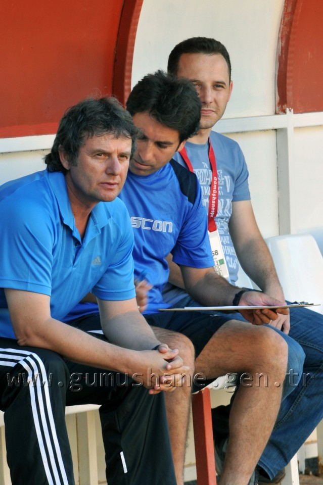 Gümüş-Dadaş Yenişemedi: 0-0 12