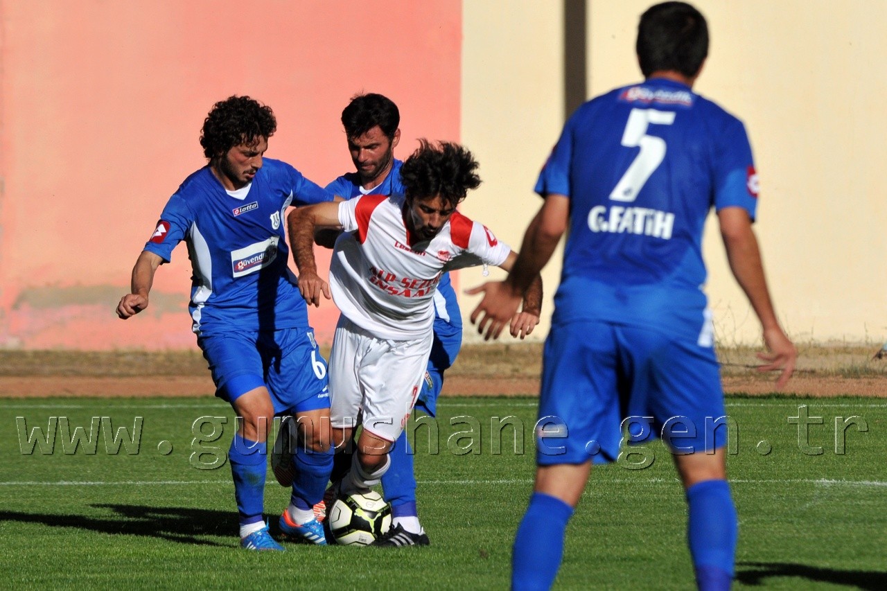 Gümüş-Dadaş Yenişemedi: 0-0 31