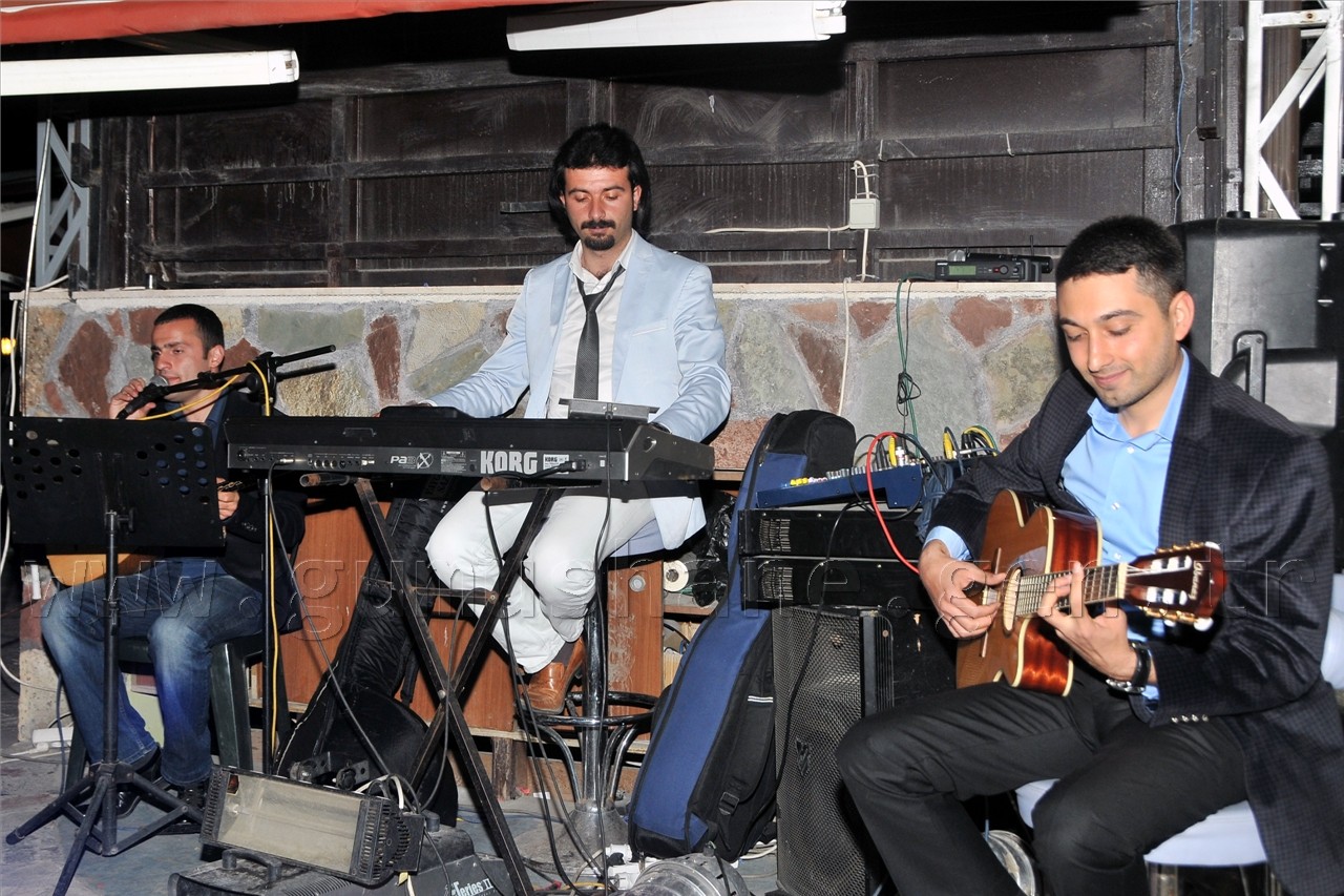 Bu Düğüne 3 Vali, 2 Belediye Başkanı Ve 3 Rektör Katıldı 6