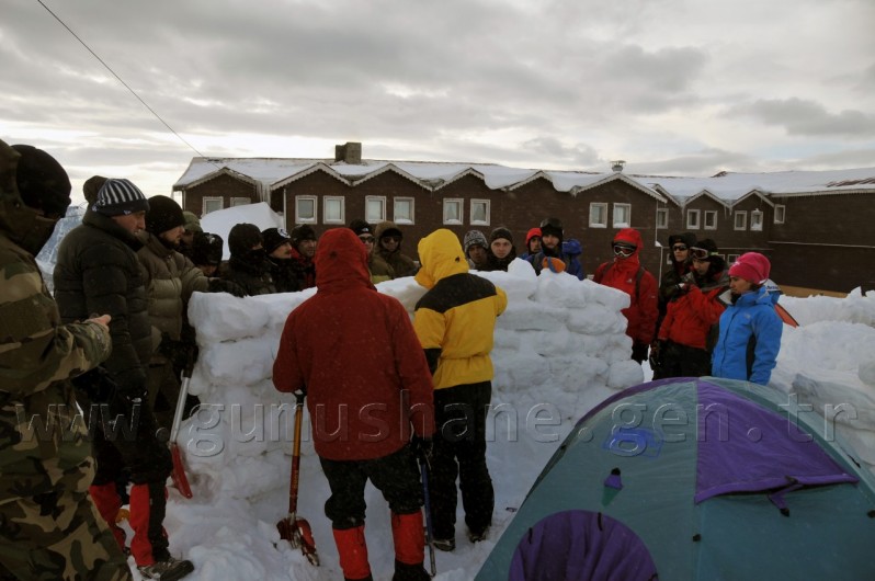 Dağcılar Zigana'da Kamp Kurdu 12