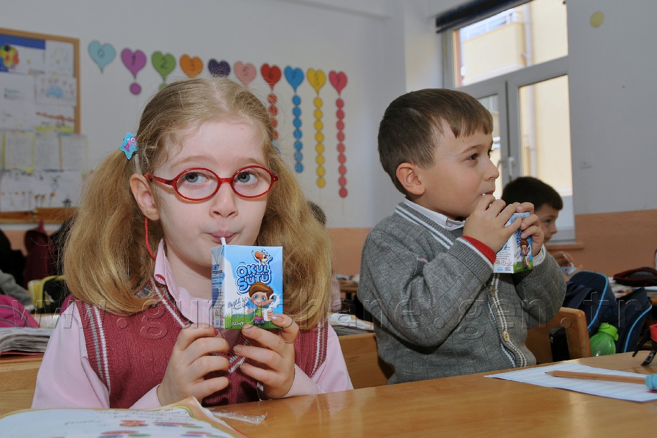 Gümüşhane'de 7 Binden Fazla Öğrenci Okul Sütü İçiyor 16