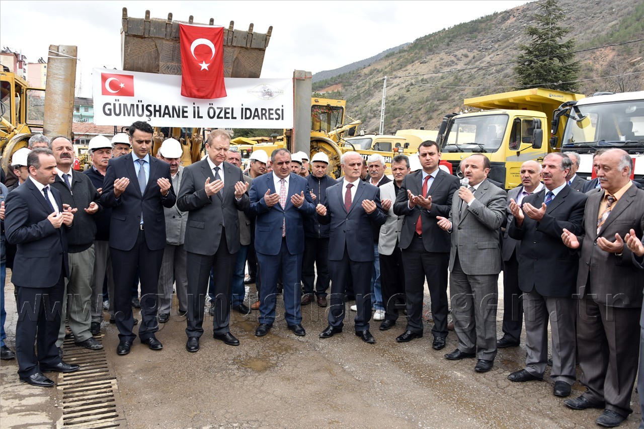 Gümüşhane İl Özel İdaresinde İş Sezonu Dualarla Açıldı 24