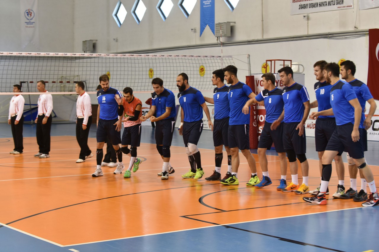 Torul Gençlik iyi başladı: 3-0 9