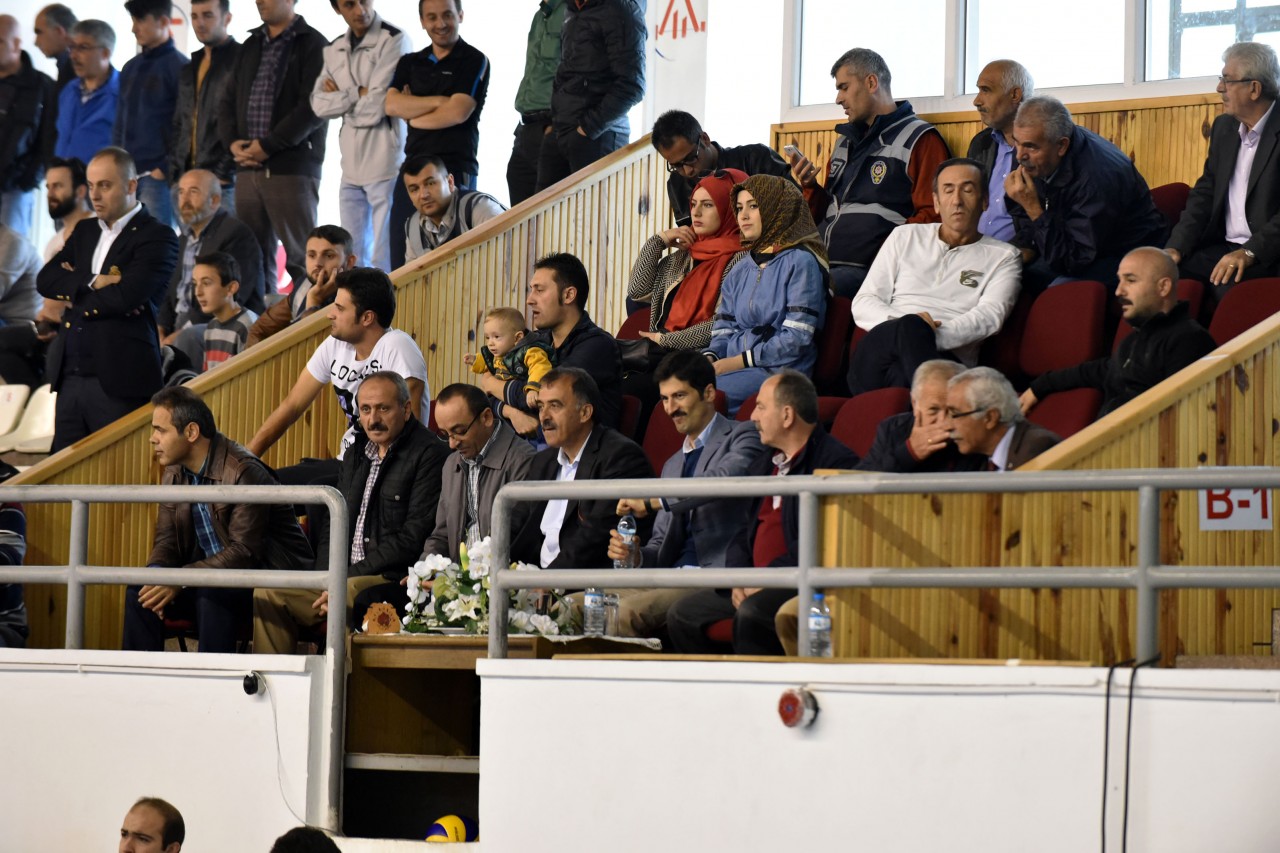 Torul Gençlik iyi başladı: 3-0 23