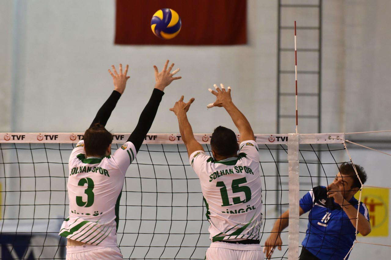 Torul Gençlik iyi başladı: 3-0 27