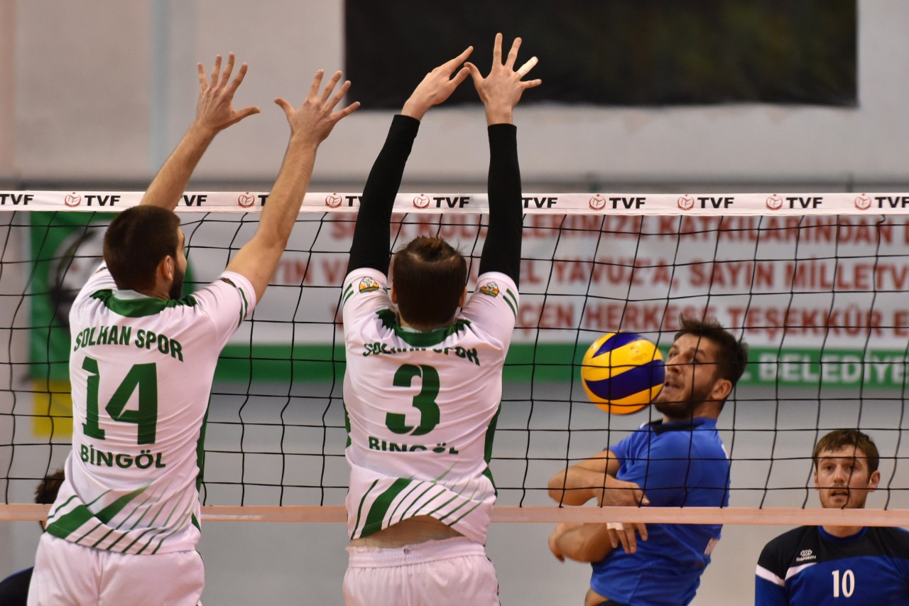 Torul Gençlik iyi başladı: 3-0 28