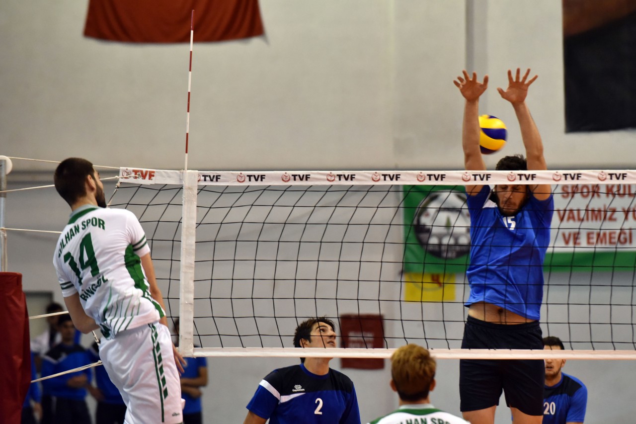 Torul Gençlik iyi başladı: 3-0 33