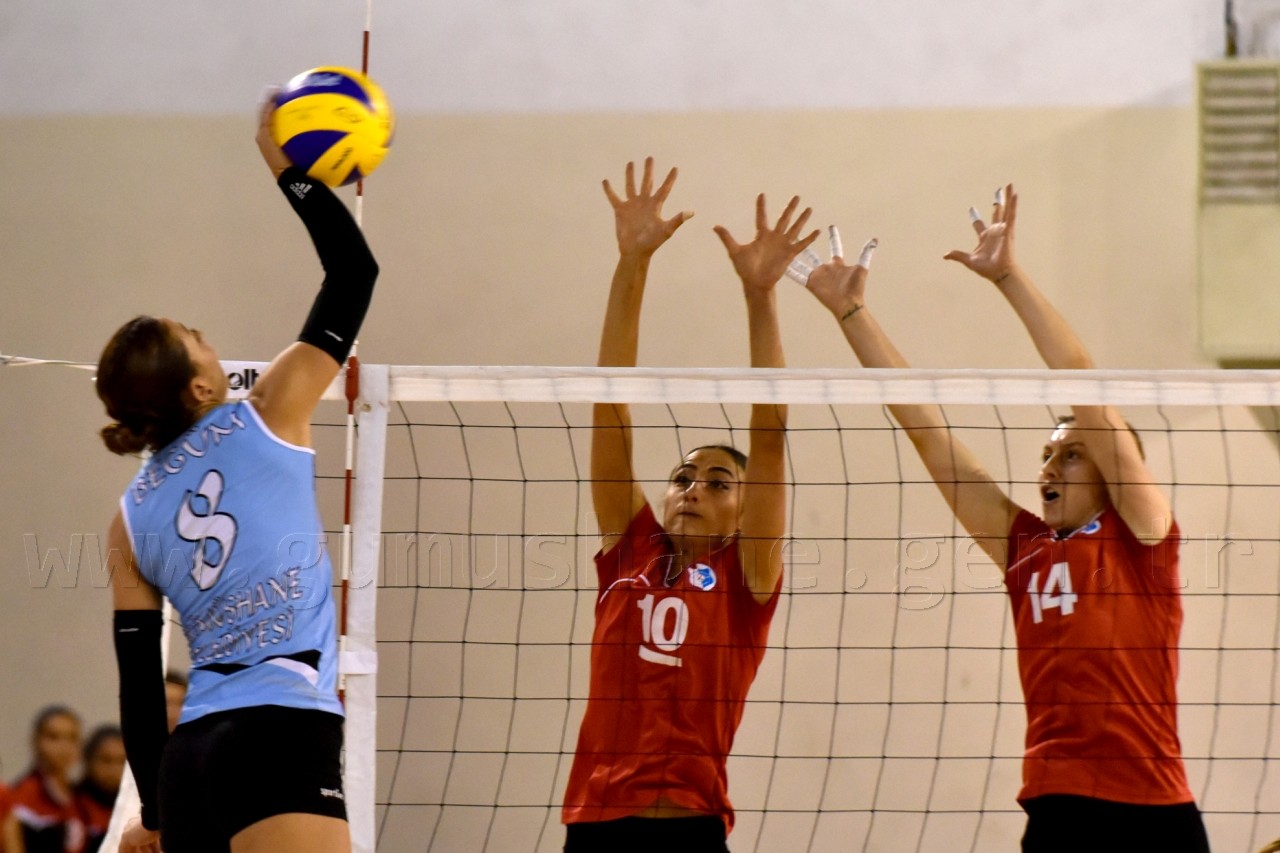 Gümüş Kızlar net KAZAN'dı: 3-0 7