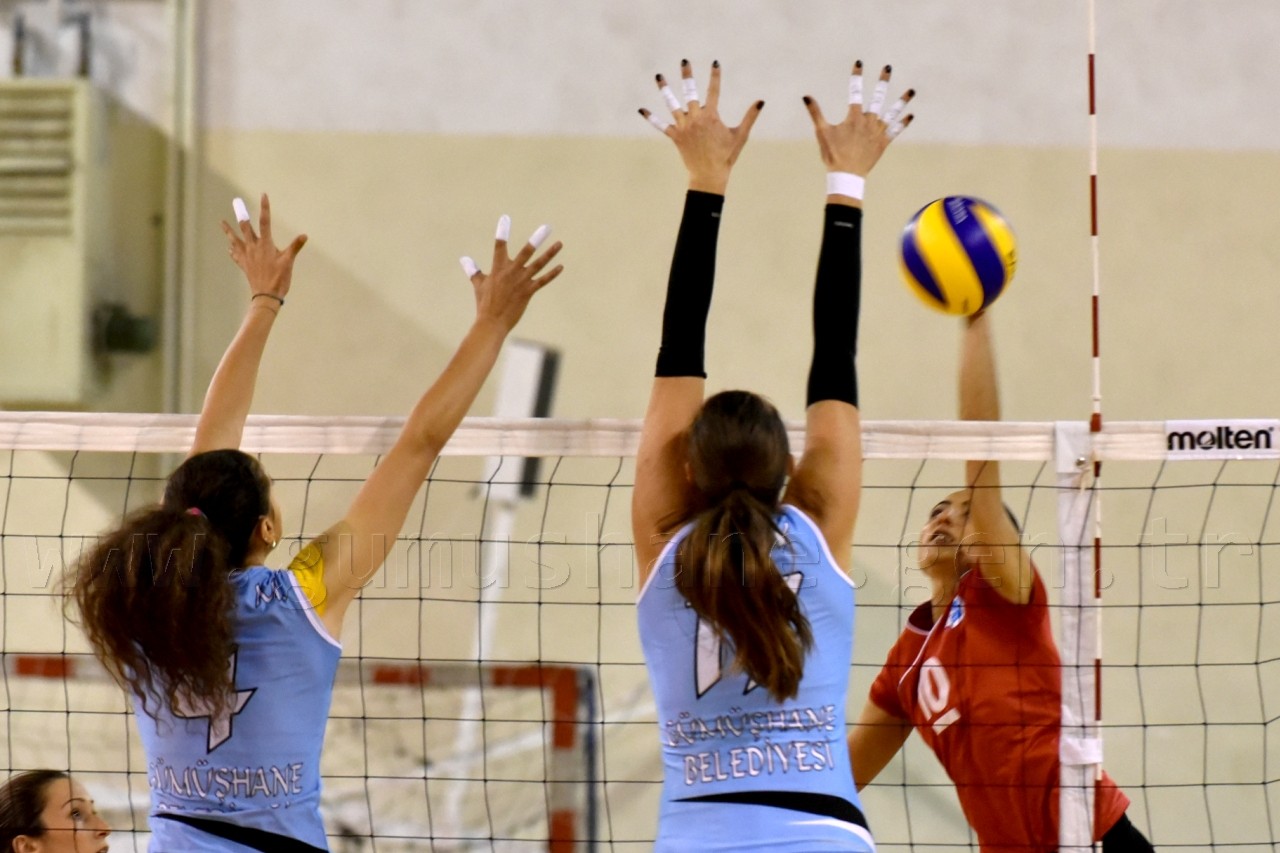 Gümüş Kızlar net KAZAN'dı: 3-0 30