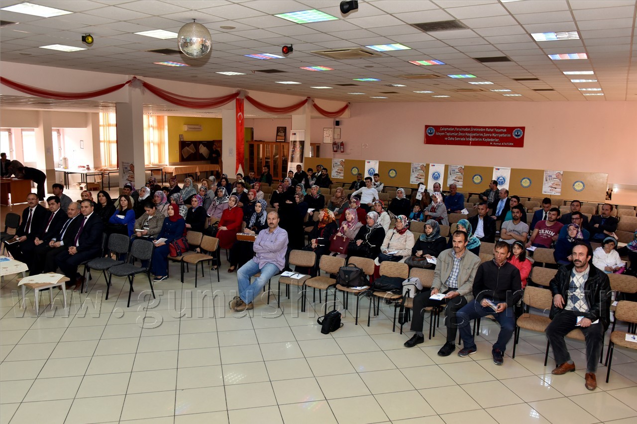 Gümüşhane’de Velililere Sertifikalı Eğitim Semineri 2