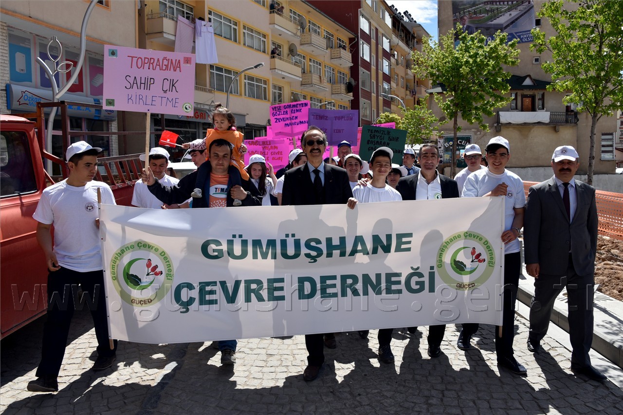 Gümüşhane’de Çevre Yürüyüşü Yapıldı 16