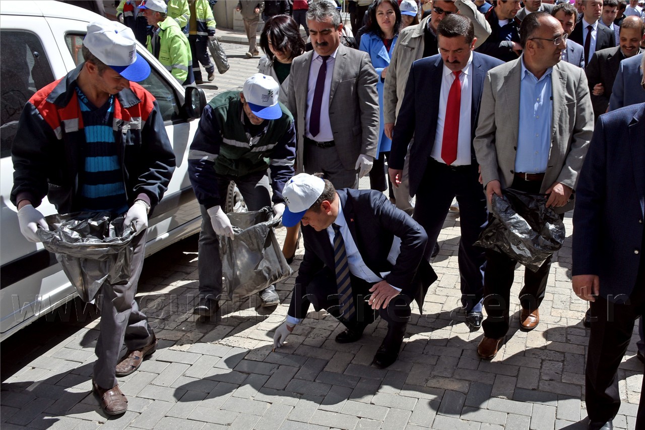 Gümüşhane’de Çevre Yürüyüşü Yapıldı 21