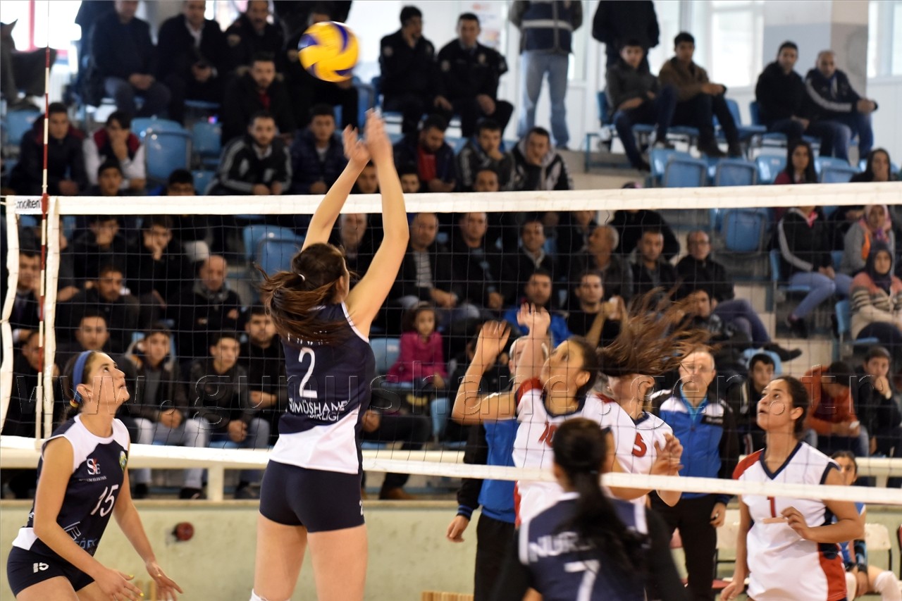 Gümüş Kızlar Samsun'u Ezdi Geçti: 3-0 19