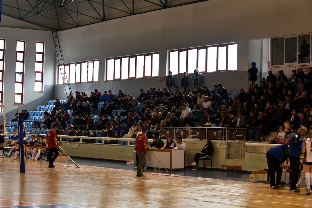 Gümüş Kızlar Samsun'u Ezdi Geçti: 3-0 21